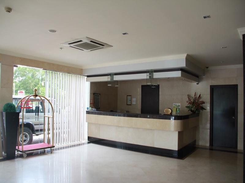 Palm Garden Hotel Brunei Bandar Seri Begawan Exterior photo