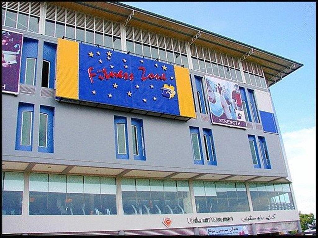 Palm Garden Hotel Brunei Bandar Seri Begawan Exterior photo
